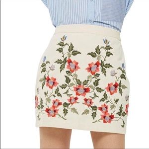 Topshop Embroidered Floral Skirt Ivory size 6